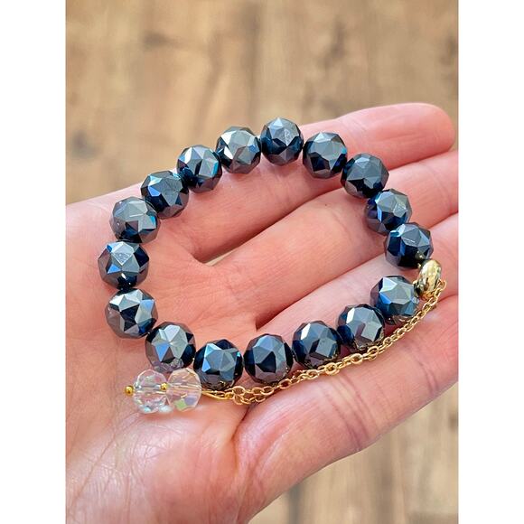 Black Swarovski Beaded Bracelet - Picture 12 of 12